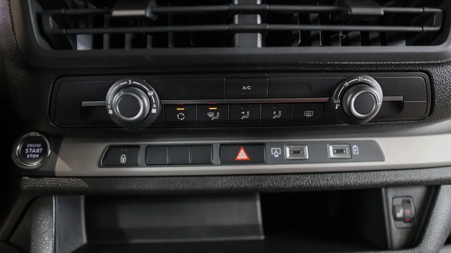 TOYOTA Proace Verso Proace Verso 2.0 D4-D Long Business