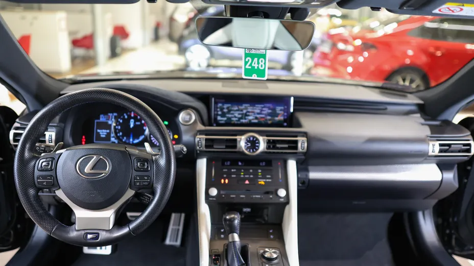 LEXUS RC RC F Carbon