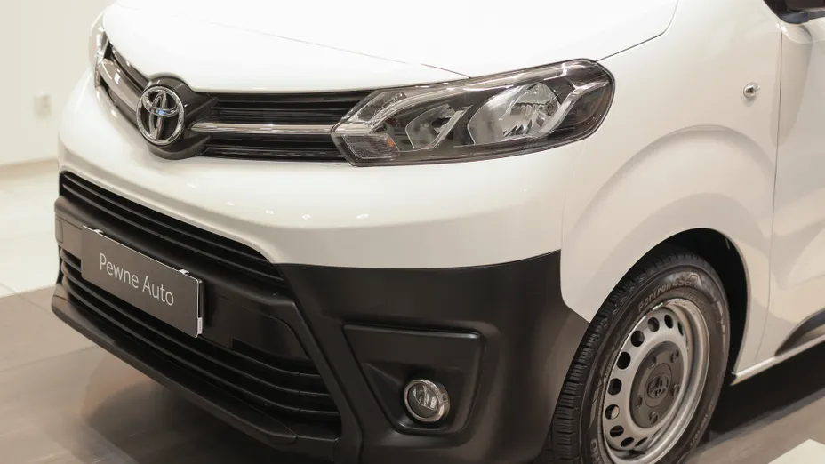TOYOTA Proace Proace Kombi 2.0 D-4D Long 2,8t