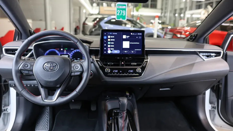 TOYOTA Corolla Corolla 2.0 Hybrid GR Sport