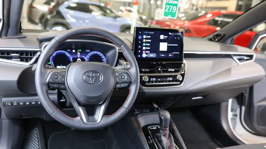 TOYOTA Corolla Corolla 2.0 Hybrid GR Sport