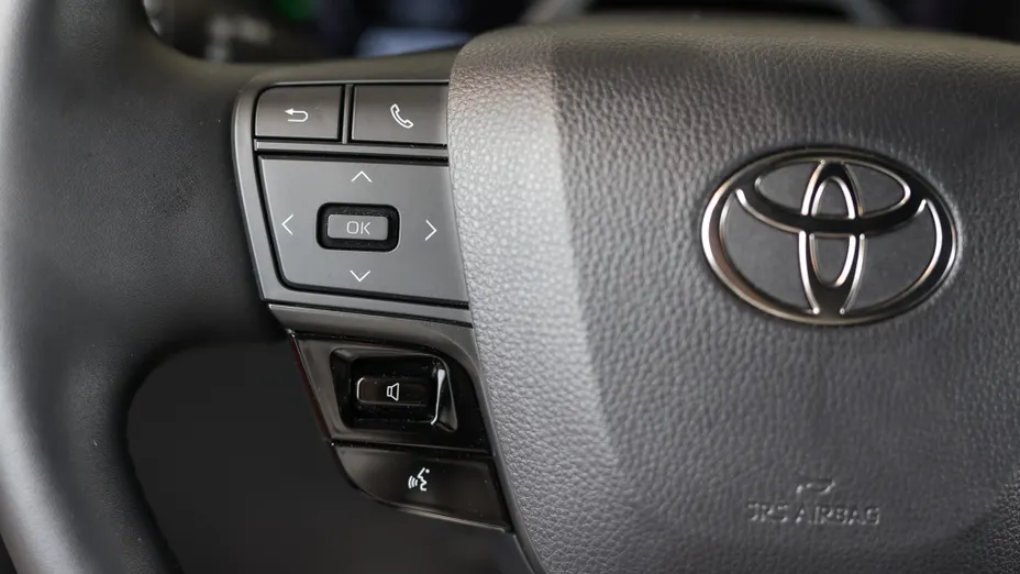 TOYOTA C-HR C-HR 1.8 Hybrid Executive