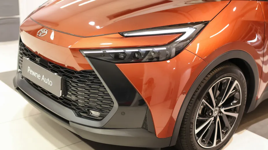 TOYOTA C-HR C-HR 1.8 Hybrid Executive