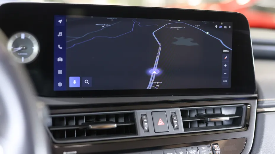 LEXUS ES ES 300h F Sport Design