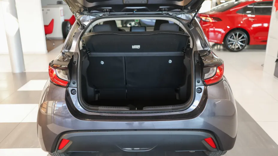 TOYOTA Yaris Yaris 1.5 Comfort