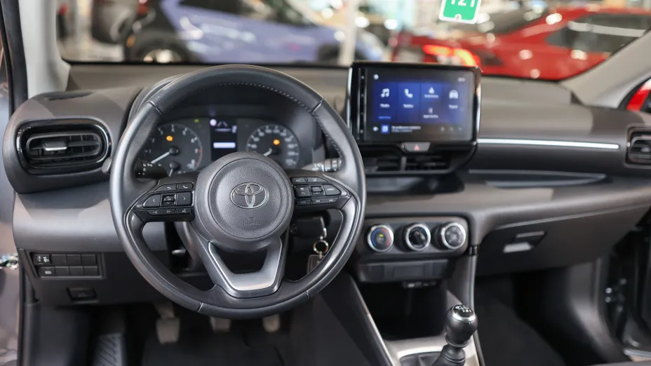 TOYOTA Yaris Yaris 1.5 Comfort