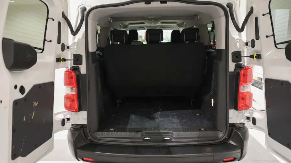 TOYOTA Proace Proace Kombi 2.0 D-4D Long 2,8t