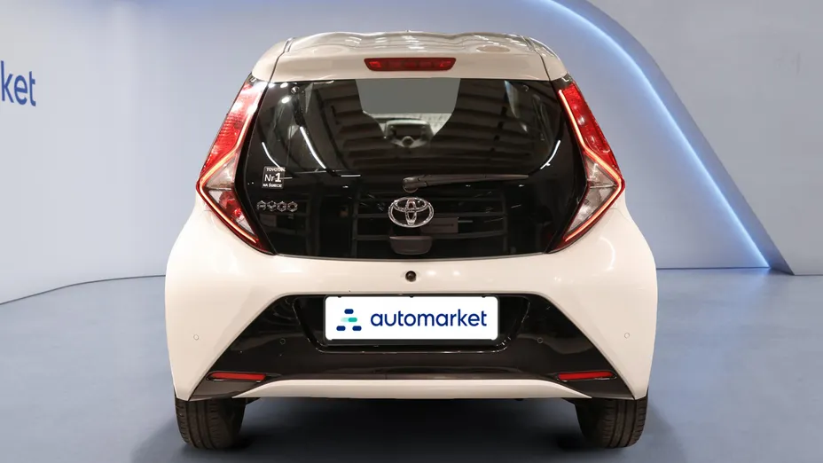 TOYOTA Aygo Aygo 1.0 VVT-i X-play
