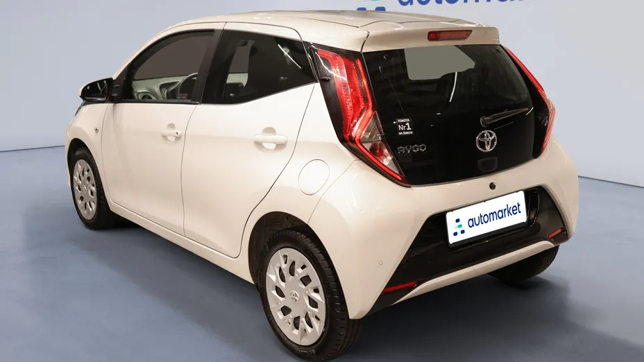 TOYOTA Aygo Aygo 1.0 VVT-i X-play