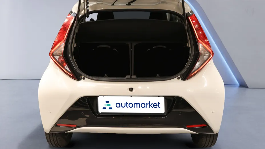 TOYOTA Aygo Aygo 1.0 VVT-i X-play