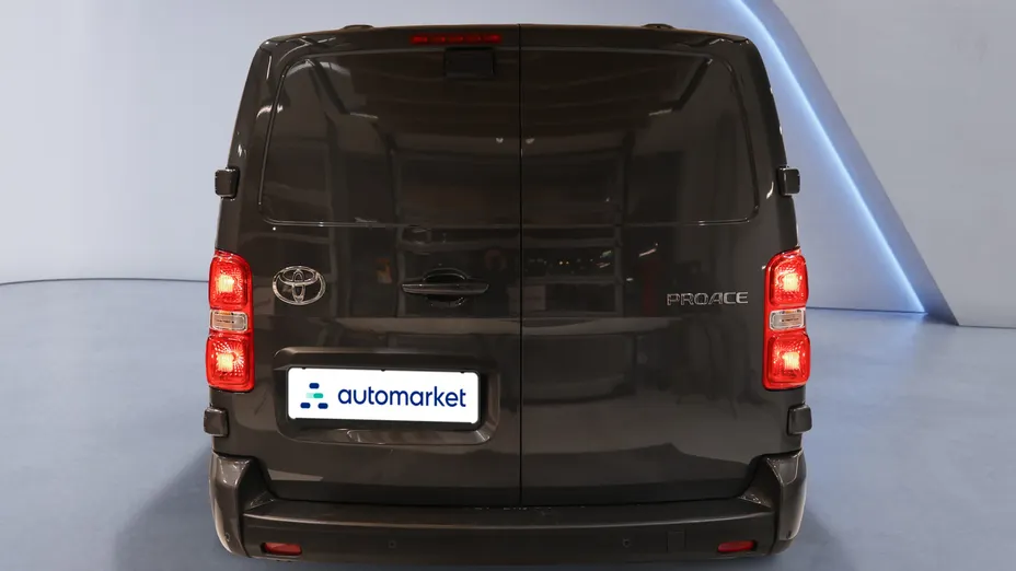 TOYOTA Proace Proace 2.0 D-4D Long Comfort
