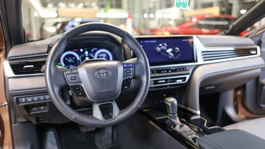 TOYOTA Camry Camry 2.5 Hybrid Dynamic Force Executive e-CVT