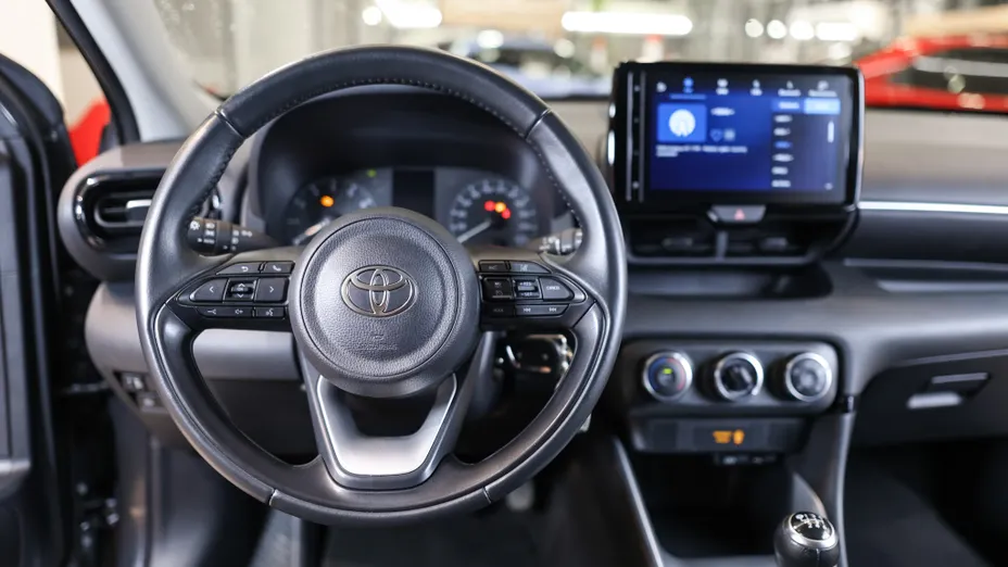 TOYOTA Yaris Yaris 1.5 Comfort