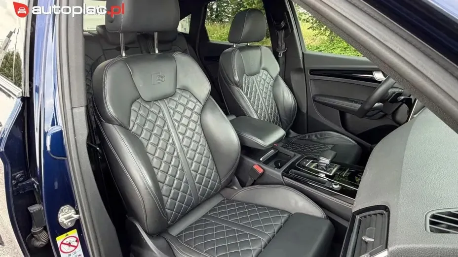AUDI Q5 -