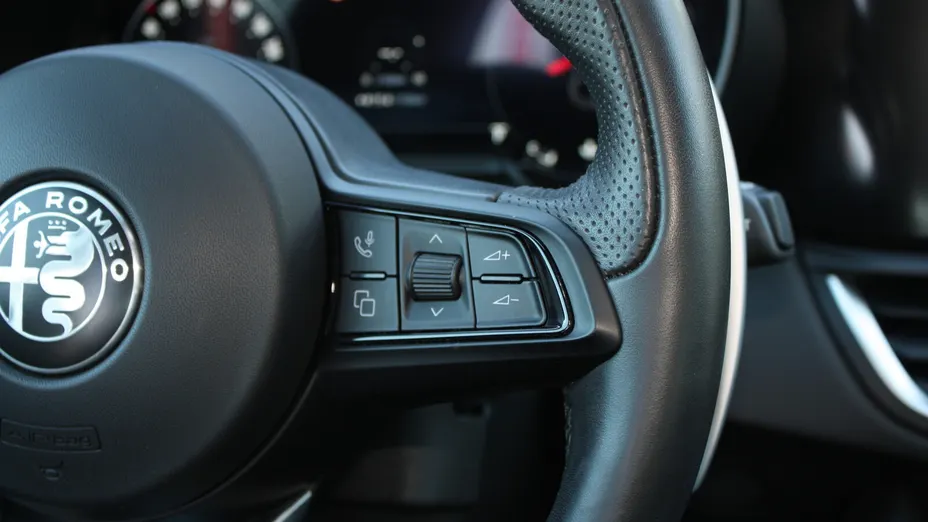 ALFA ROMEO Giulia Giulia 2.0 Turbo Sprint Q4 aut