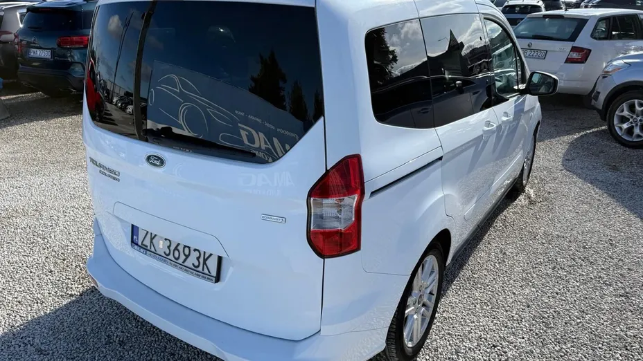 FORD Tourneo Courier -
