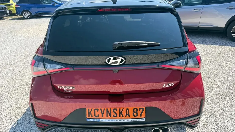 HYUNDAI i20 -