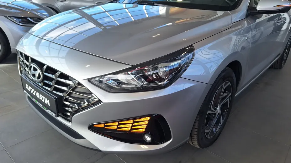 HYUNDAI i30 i30 1.5 T-GDI 48V Comfort DCT