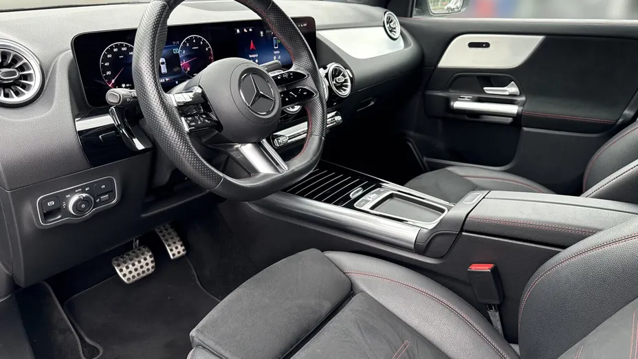 MERCEDES-BENZ GLA GLA 200 mHEV AMG Line 7G-DCT