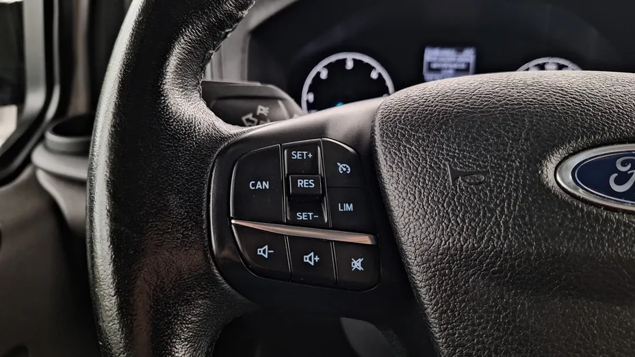 FORD Transit Custom Transit Custom 320 L2H1 Trend