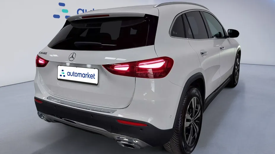 MERCEDES-BENZ GLA GLA 200 mHEV Progressive 7G-DCT