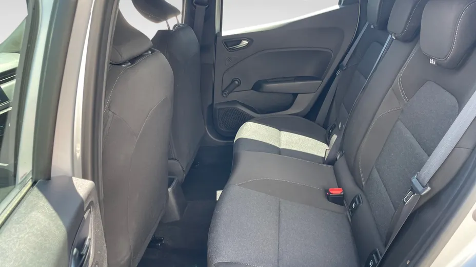 RENAULT Clio -