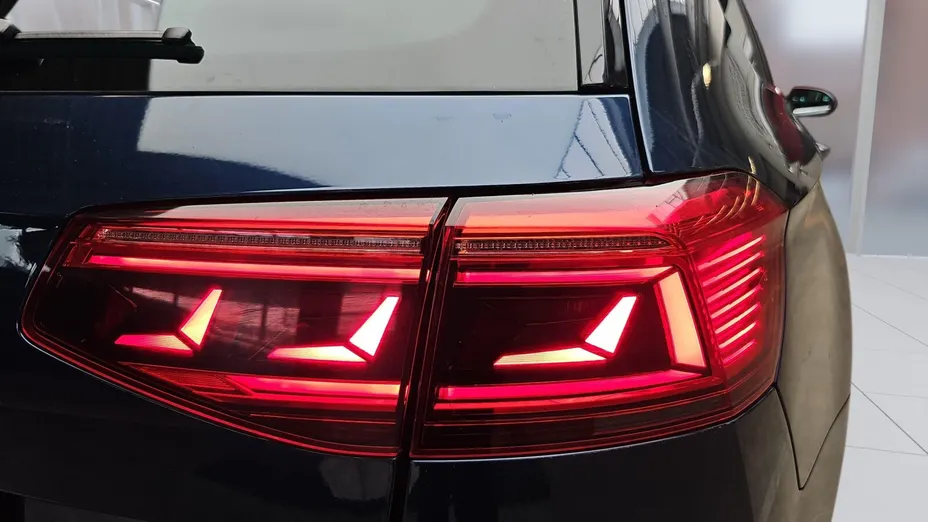 VOLKSWAGEN Passat Passat 2.0 TDI Elegance DSG