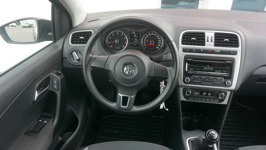 VOLKSWAGEN Polo Polo 1.2 12V Comfortline