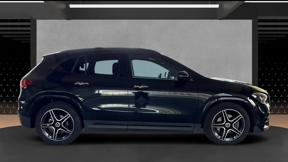 MERCEDES-BENZ GLA GLA 200 mHEV AMG Line 7G-DCT