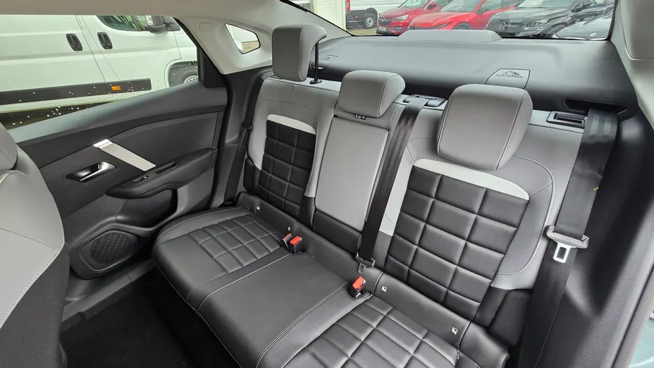 CITROEN C4 X C4 X 1.2 mHEV Max eDCT6 Nowy