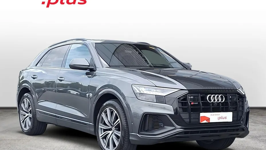 AUDI SQ8 -