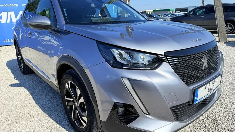 PEUGEOT 2008 -