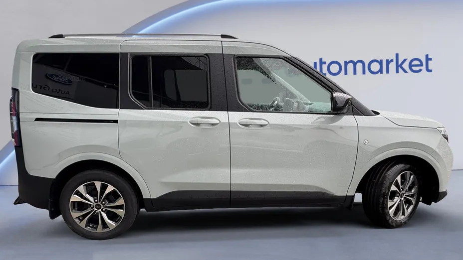 FORD Tourneo Courier Tourneo Courier 1.0 EcoBoost Titanium Nowy