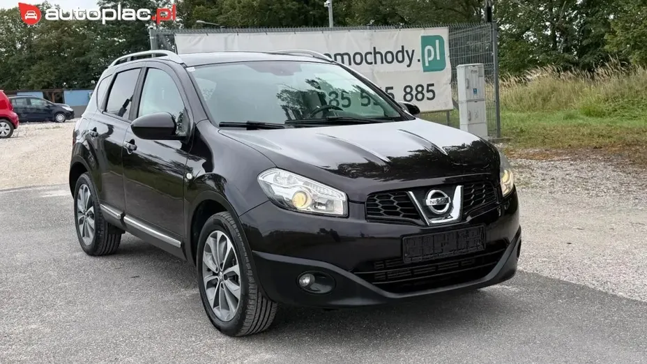 NISSAN Qashqai -