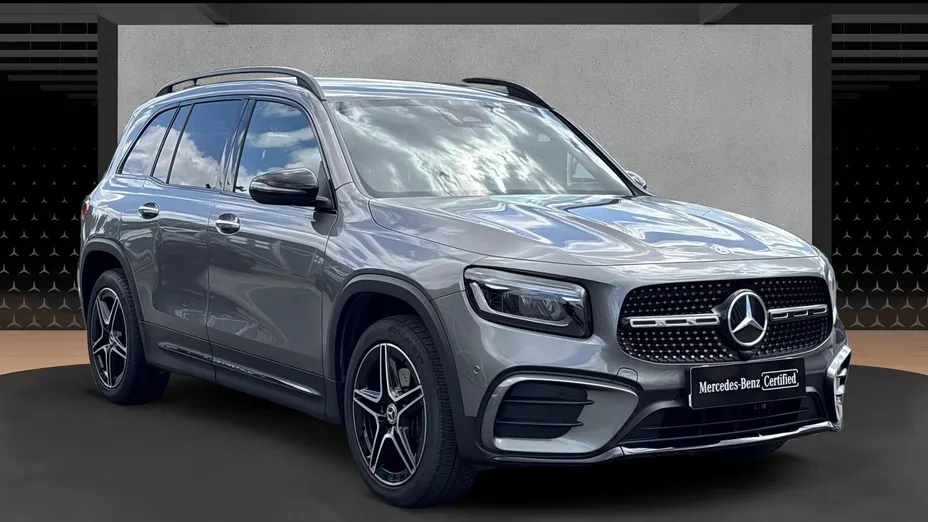 MERCEDES-BENZ GLB GLB 200 mHEV AMG Line 7G-DCT