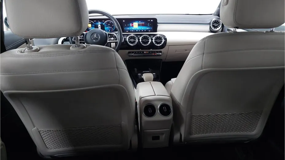 MERCEDES-BENZ A Klasa A 200 Progressive 7G-DCT