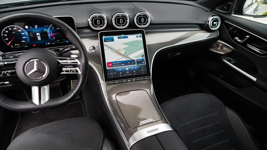 MERCEDES-BENZ C Klasa C 220 d mHEV 4-Matic AMG