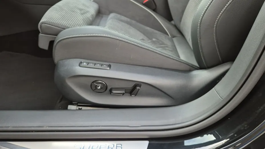 SKODA Superb Superb 1.5 TSI mHEV Sportline DSG Nowy