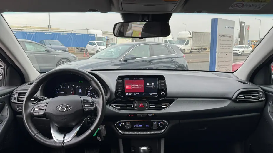 HYUNDAI i30 i30 1.0 T-GDI Smart DCT