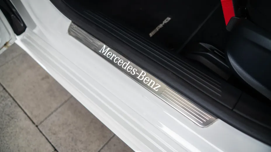 MERCEDES-BENZ A Klasa A 250 e PHEV AMG Line 8G-DCT