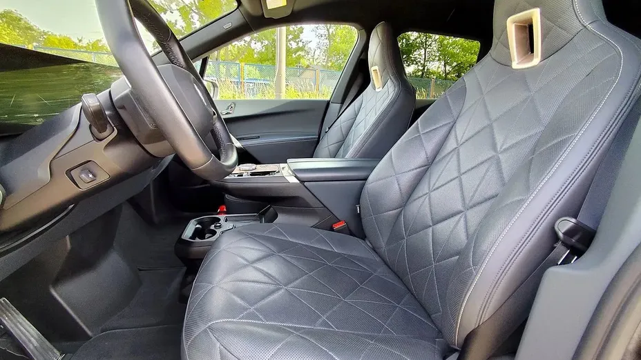 BMW iX iX xDrive40 76.6kWh Signature