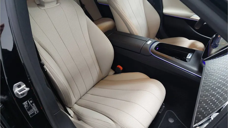 MERCEDES-BENZ E Klasa E 200 mHEV AMG 9G-Tronic