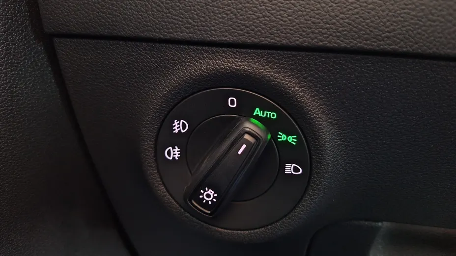 SKODA Karoq Karoq 1.5 TSI ACT GPF 4x2 Ambition