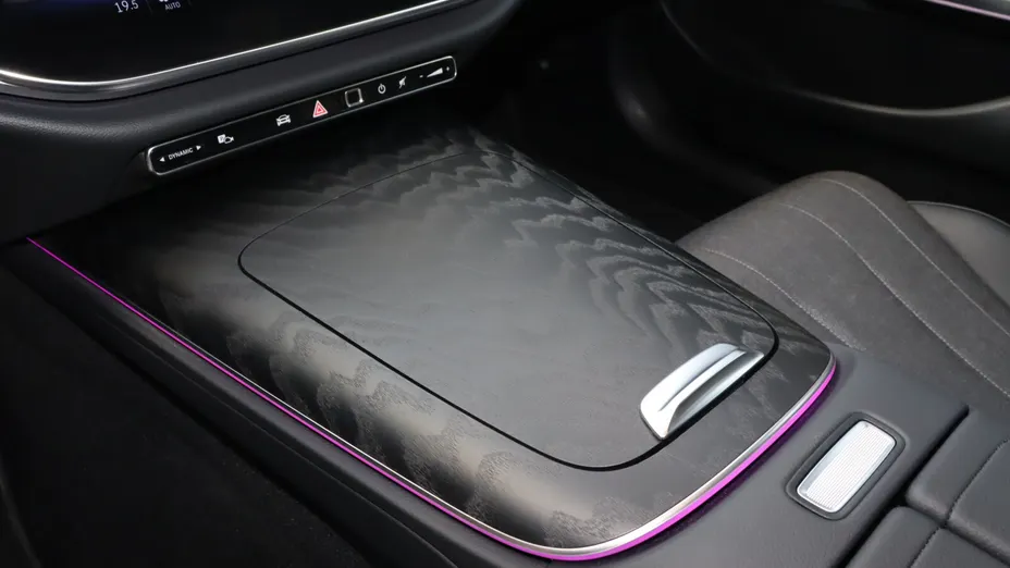 MERCEDES-BENZ E Klasa E 220 d mHEV 4-Matic Avantgarde 9G-Tronic