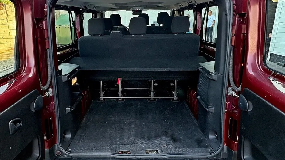 RENAULT Trafic Trafic 2.0 dCi L2H1 HD Extra (bryg.)