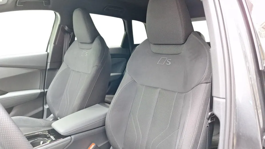 AUDI Q3 Q3 TFSI mHEV 110 kW S tronic