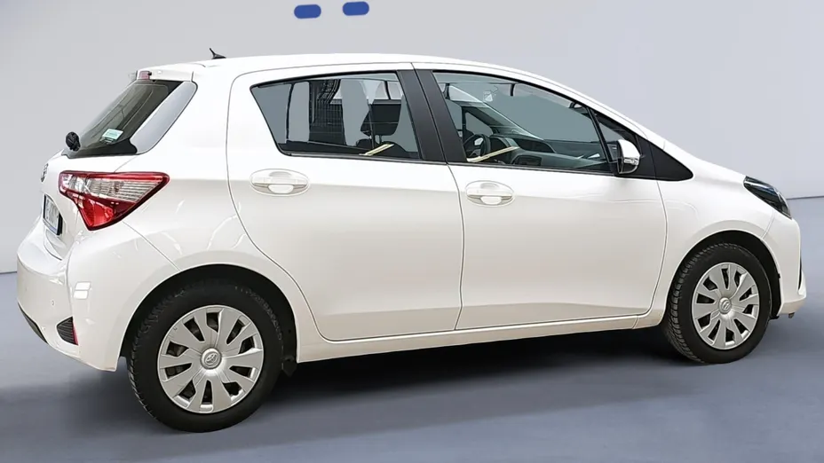 TOYOTA Yaris Yaris 1.5 Active