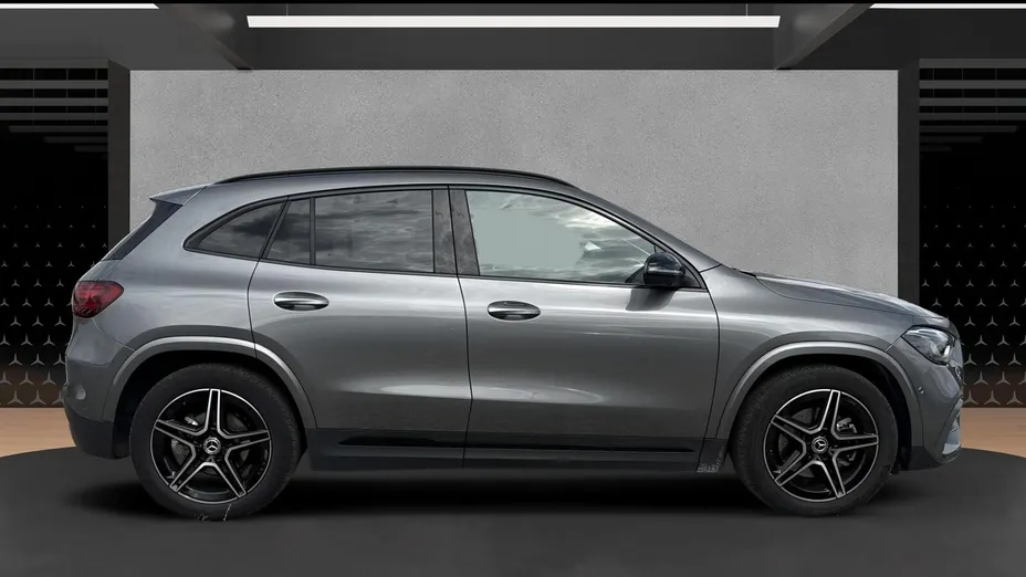 MERCEDES-BENZ GLA GLA 200 mHEV AMG Line 7G-DCT