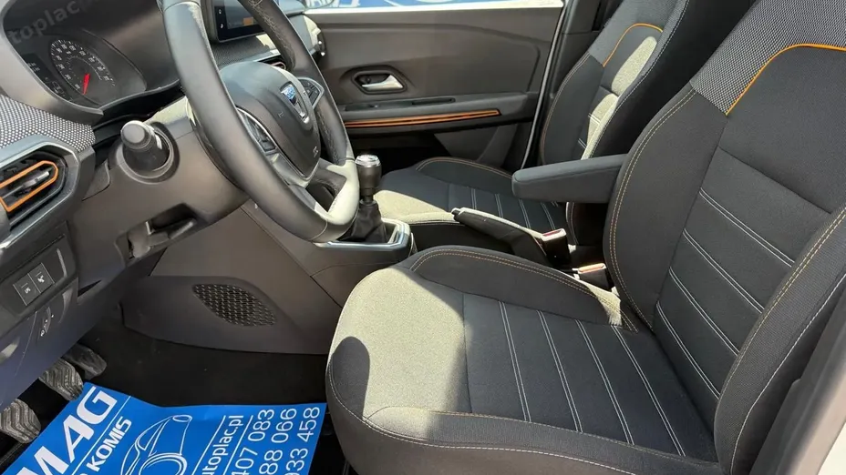 DACIA Sandero -