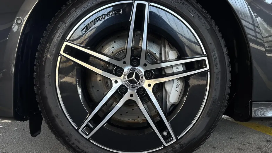 MERCEDES-BENZ E Klasa E 220 d mHEV 4-Matic AMG 9G-Tronic
